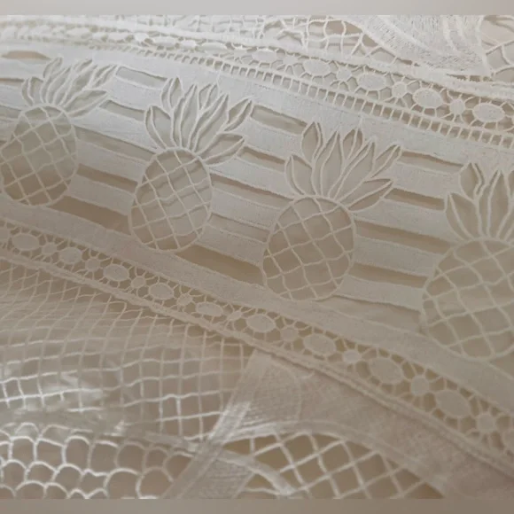 FARM Rio White Lace Guipure Midi Skirt - Picture 11 of 16